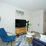 Perfect One Bed Home In Perth