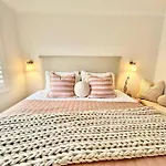 Dolce Vista - North Beach Coastal Haven