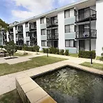 Lodestar Waterside Apartments
