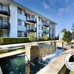 Lodestar Waterside Apartments