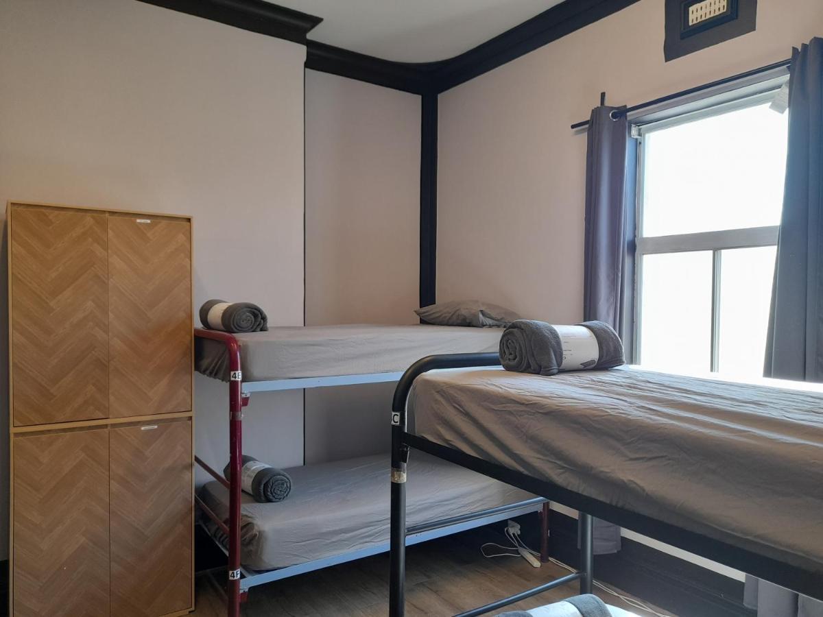 Hostel Ozi Backpackers - -valid Passport Required