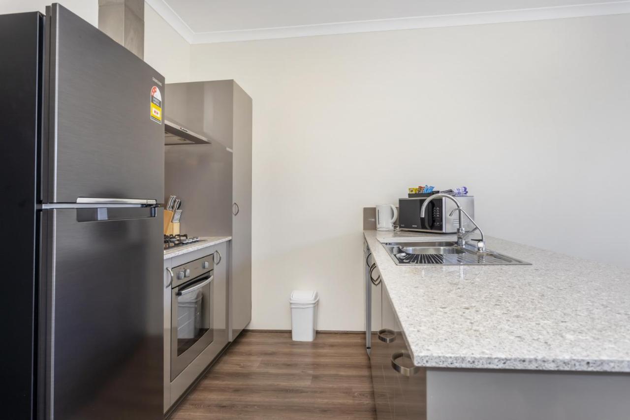 Bambili Place - Executive Escapes Perth