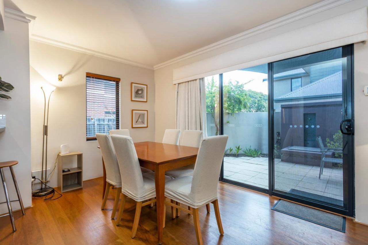 Villa Coode Street Townhouse - Executive Escapes *