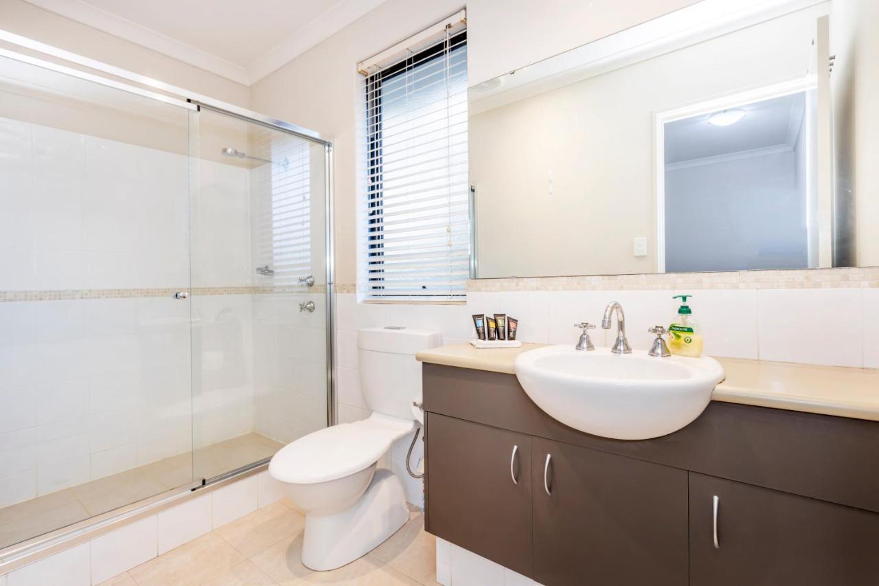 Coode Street Townhouse - Executive Escapes Villa *