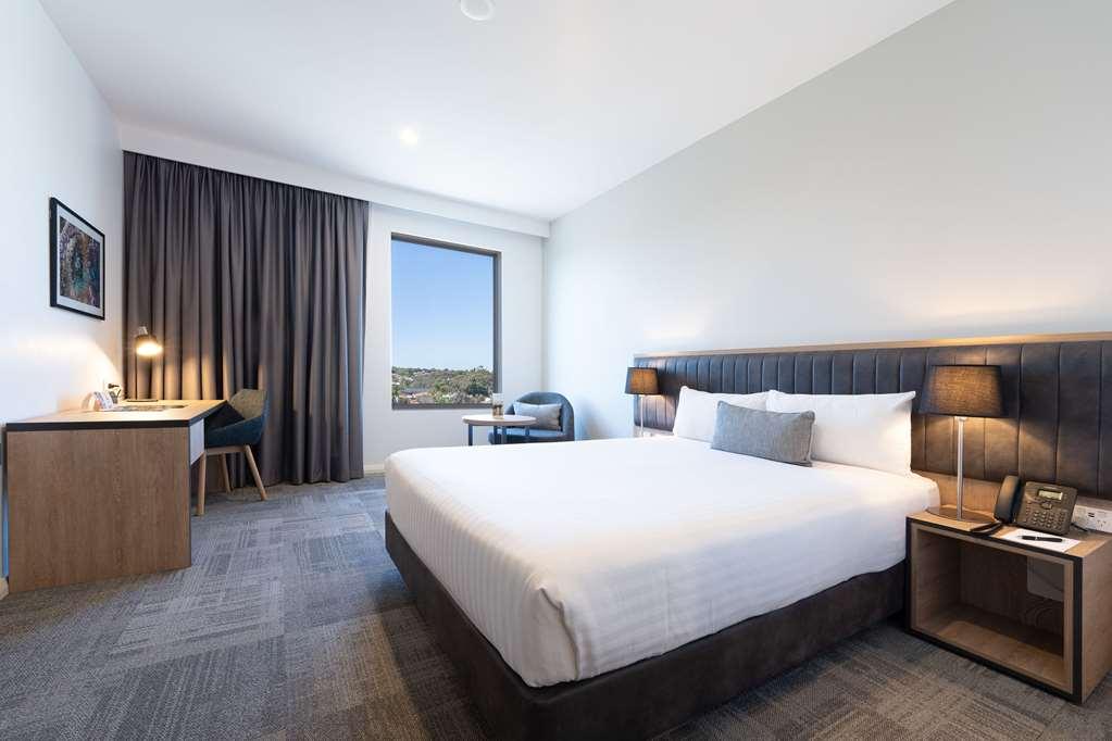 Ingot Perth, Ascend Collection Perth