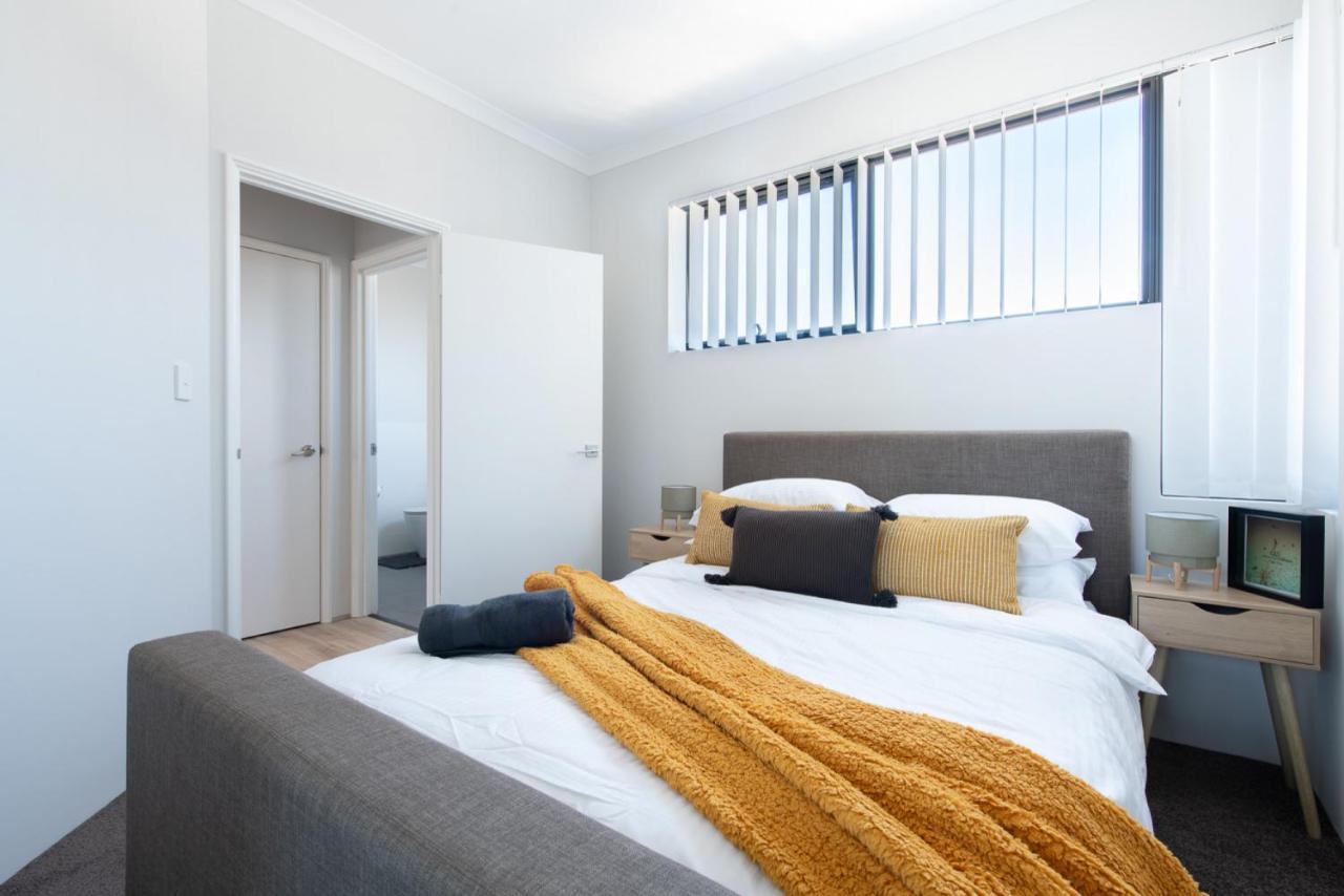 Cozy Lovely 2bdrm Walk To River *