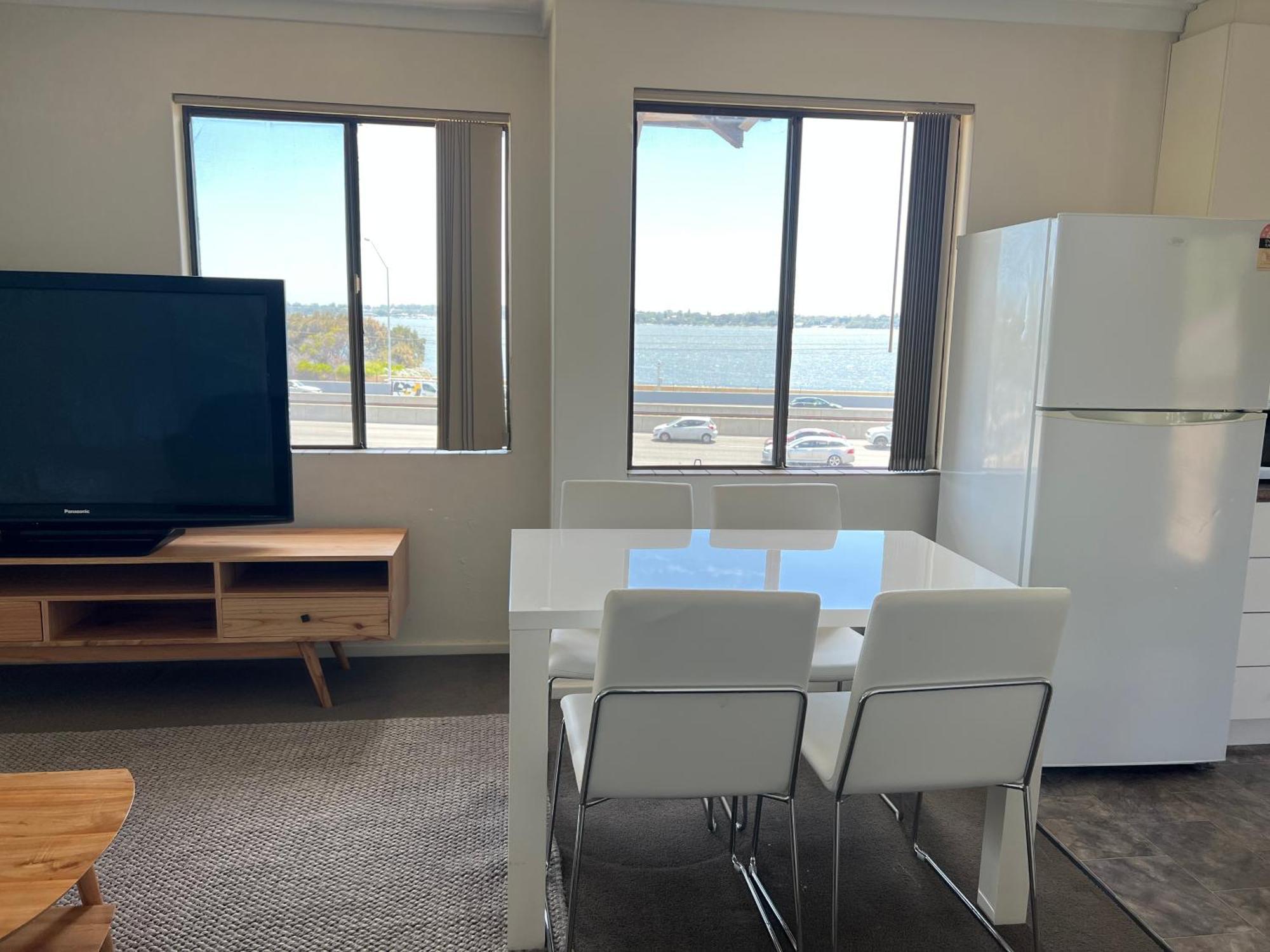 9 South Apartment
