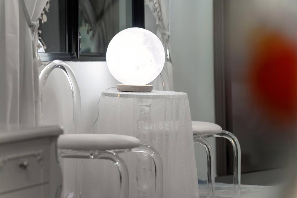 Equitice Winter Moonlight Apartment *