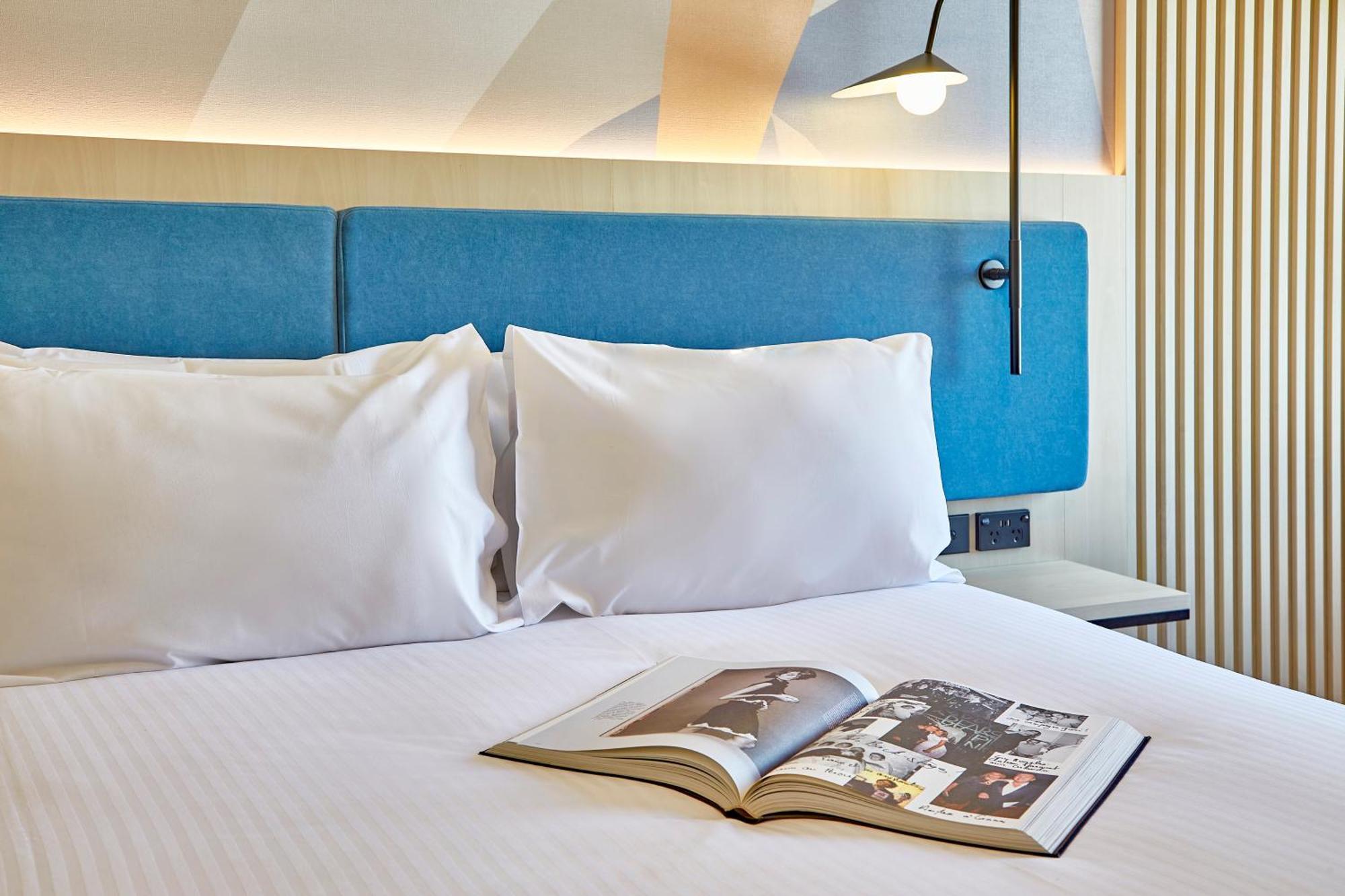 Ibis Perth