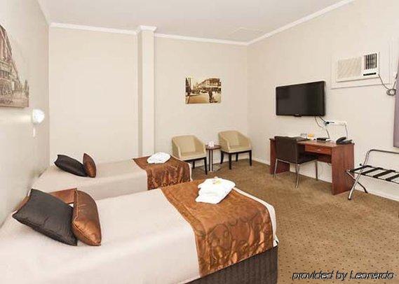 Hotel Comfort Wentworth Plaza 3*