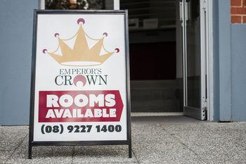 Hostel The Emperors Crown Hostel Valid Passport Required To Check In *