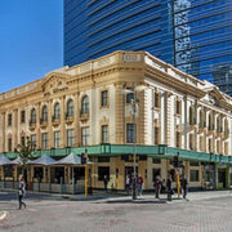Comfort Wentworth Plaza Hotel 3*