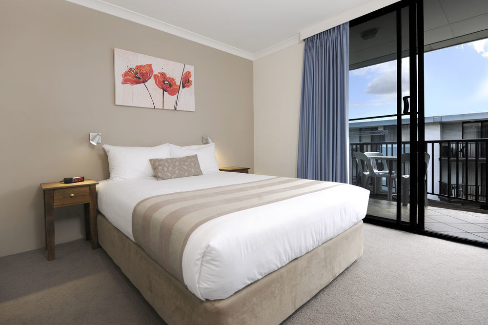 Lodestar Waterside Aparthotel Perth
