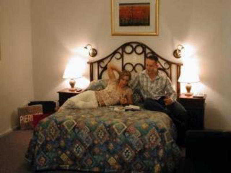 Comfort Wentworth Plaza Hotel 3*