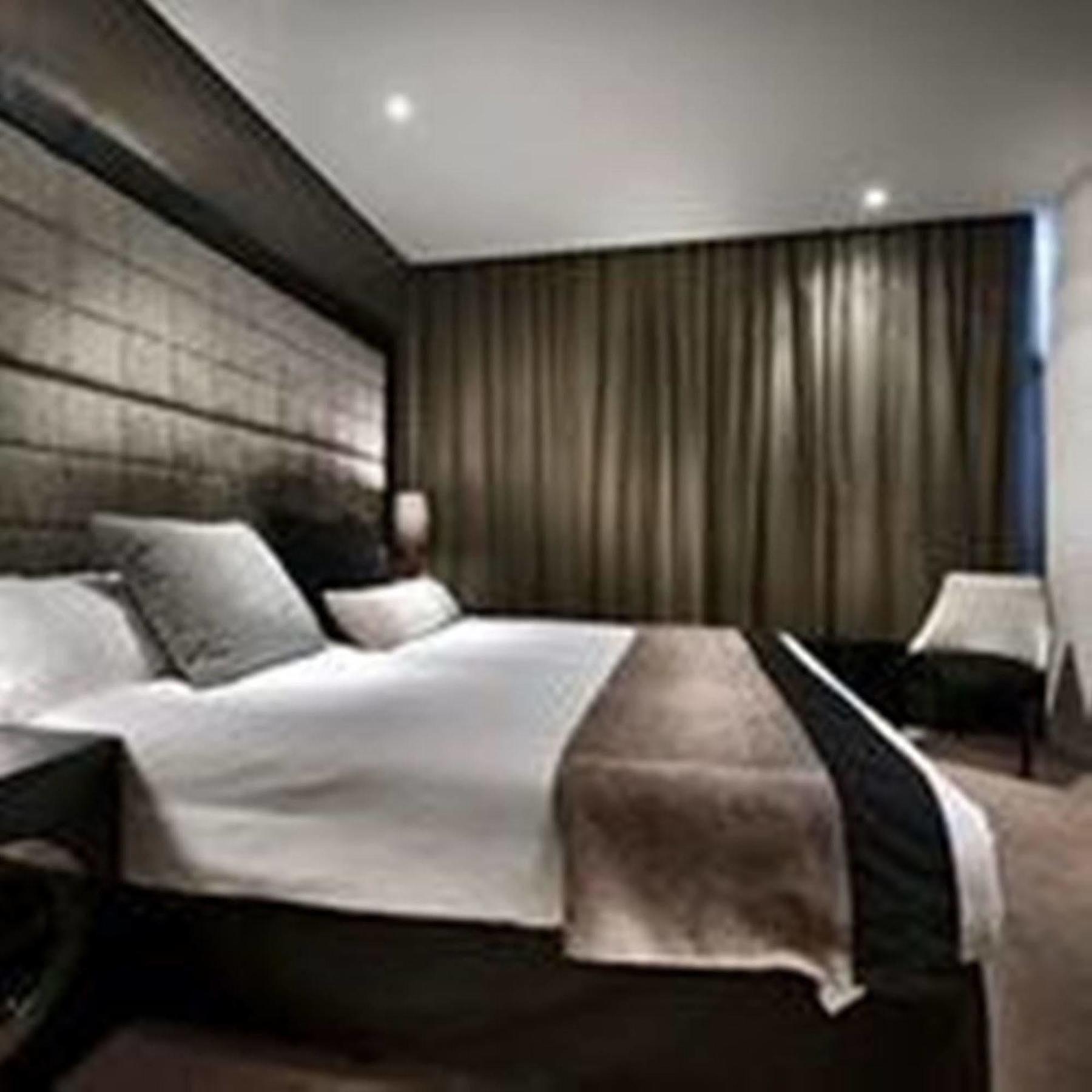 Fraser Aparthotel 5*