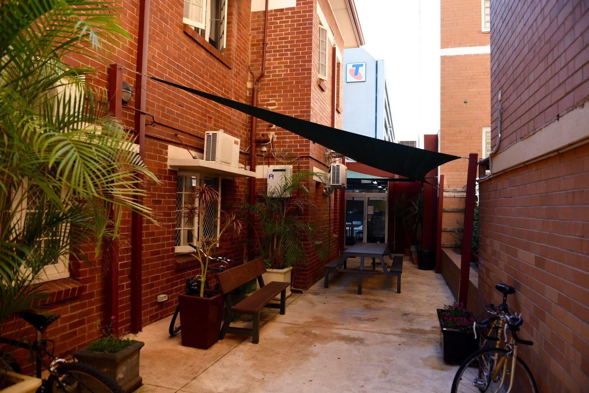The Emperors Crown Hostel Valid Passport Required To Check In Perth