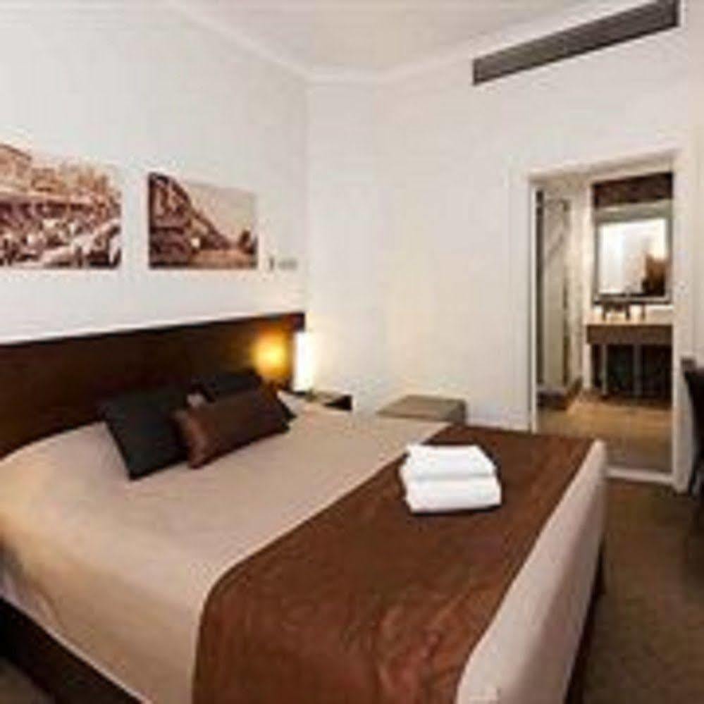Comfort Wentworth Plaza
