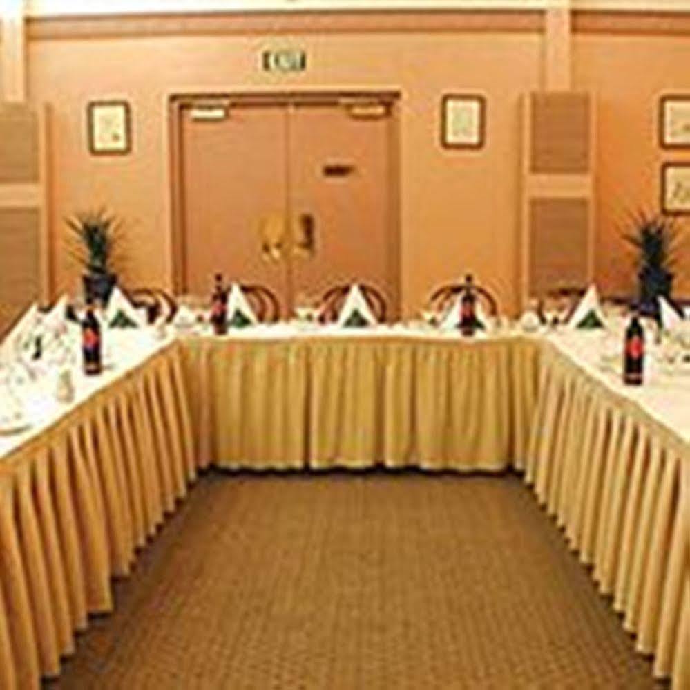 Hotel Comfort Wentworth Plaza