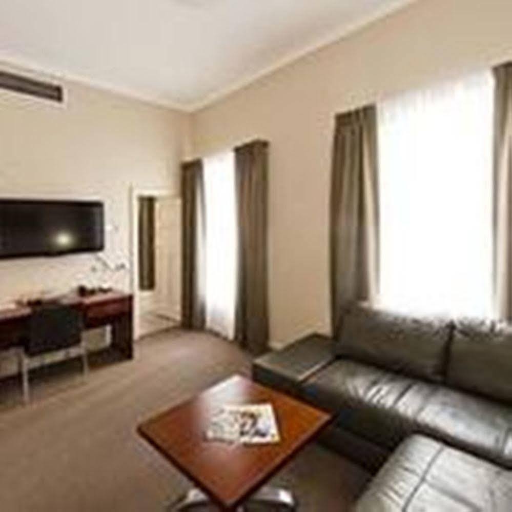 Hotel Comfort Wentworth Plaza 3*