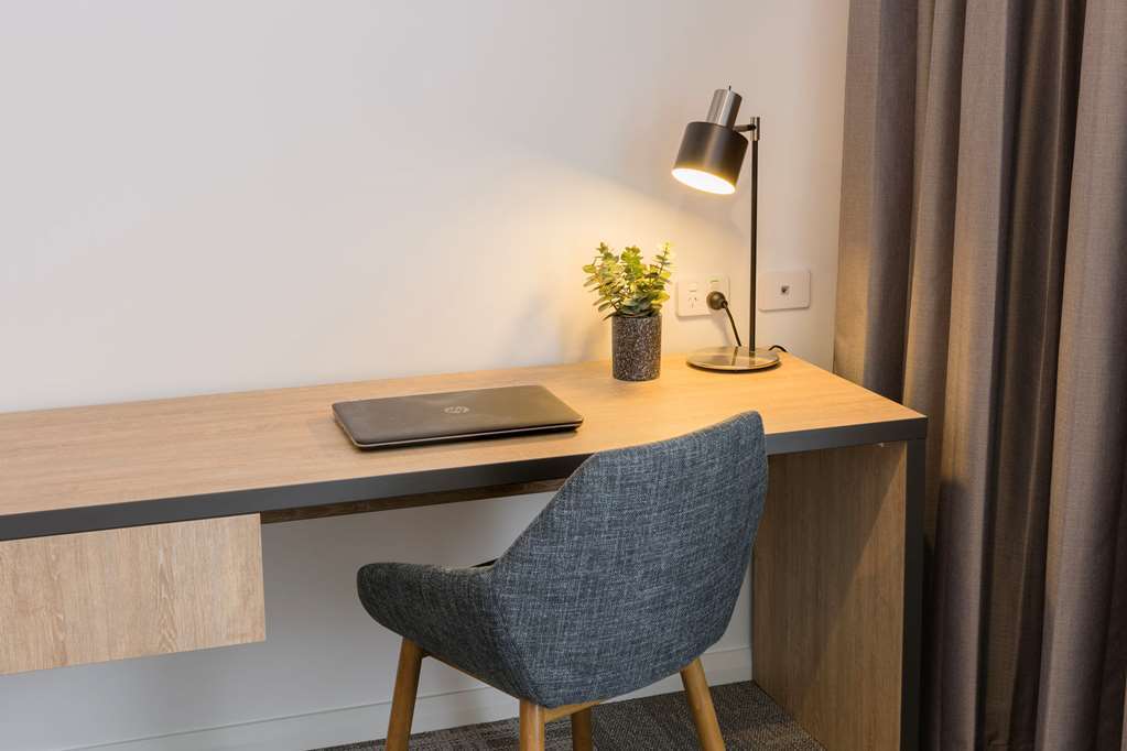 Ingot Perth, Ascend Collection Hotel 4*