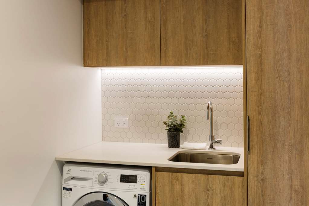 Ingot Perth, Ascend Collection Perth