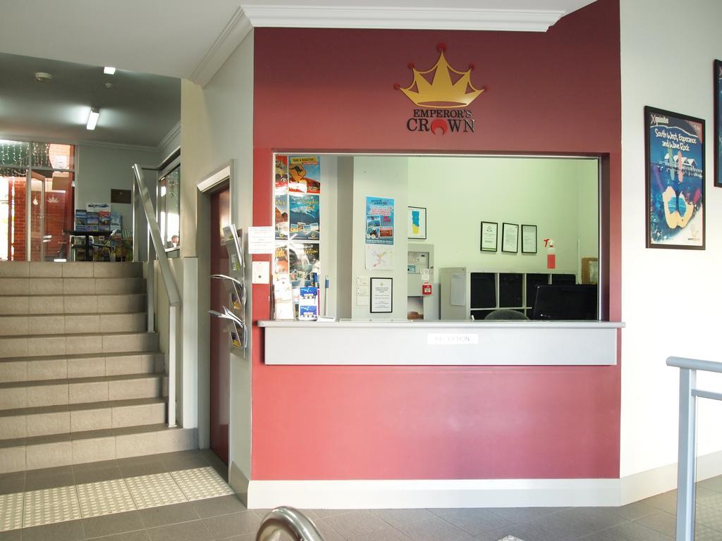 The Emperors Crown Hostel Valid Passport Required To Check In *