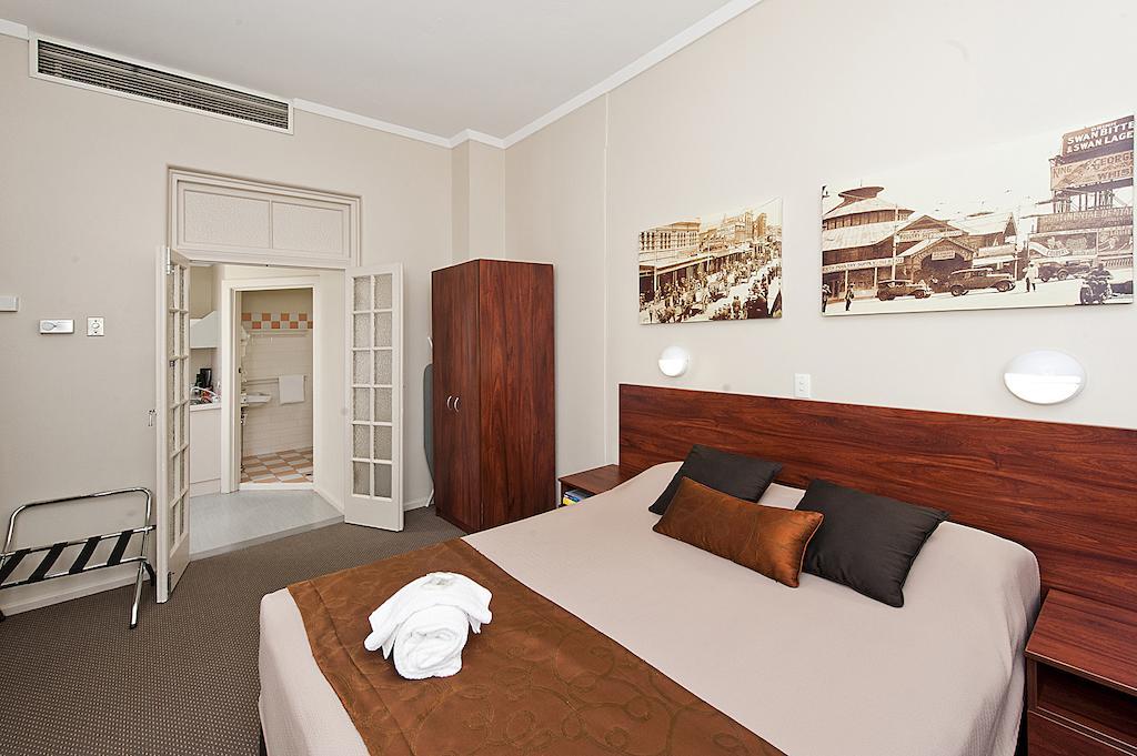 Hotel Comfort Wentworth Plaza 3*