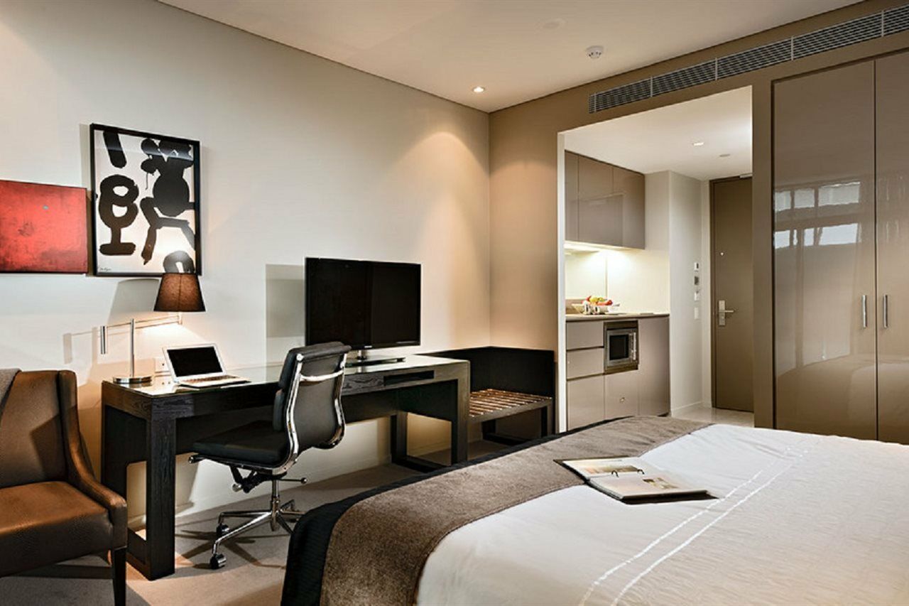 Aparthotel Fraser 5*