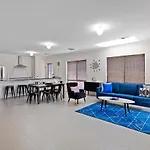 4 Comfy Spacious Family Home