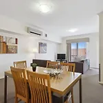 Urban Apt In The Heart Of Northbridge