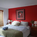 Airport 6Br Haven - Quiet Yard & Ac