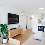 Scarborough Luxury Retreat