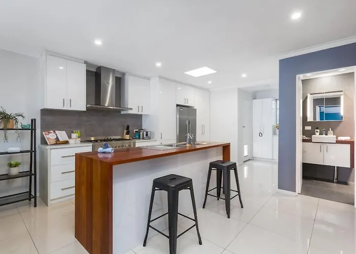 The Perfect Family Escape Modern Huge Backyard