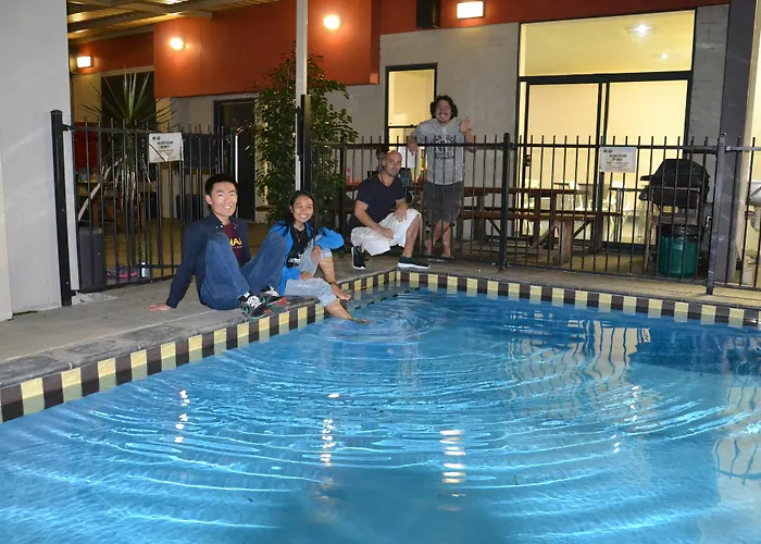 Globe Backpackers And City Oasis