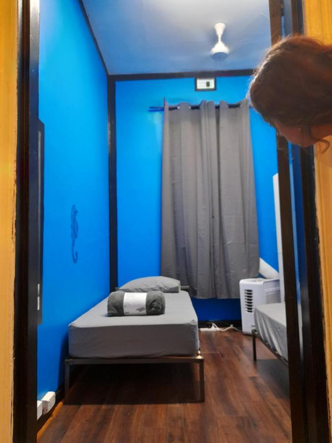Ozi Backpackers - -valid Passport Required Hostel Perth