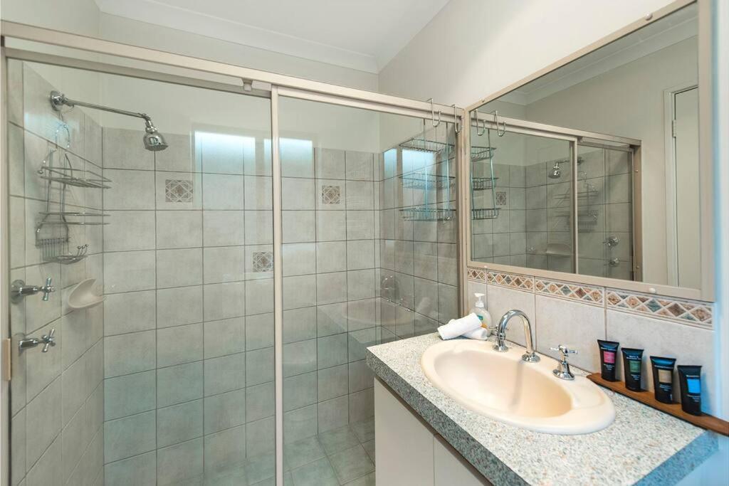 Scarborough On Duke - Executive Escapes Holiday home *