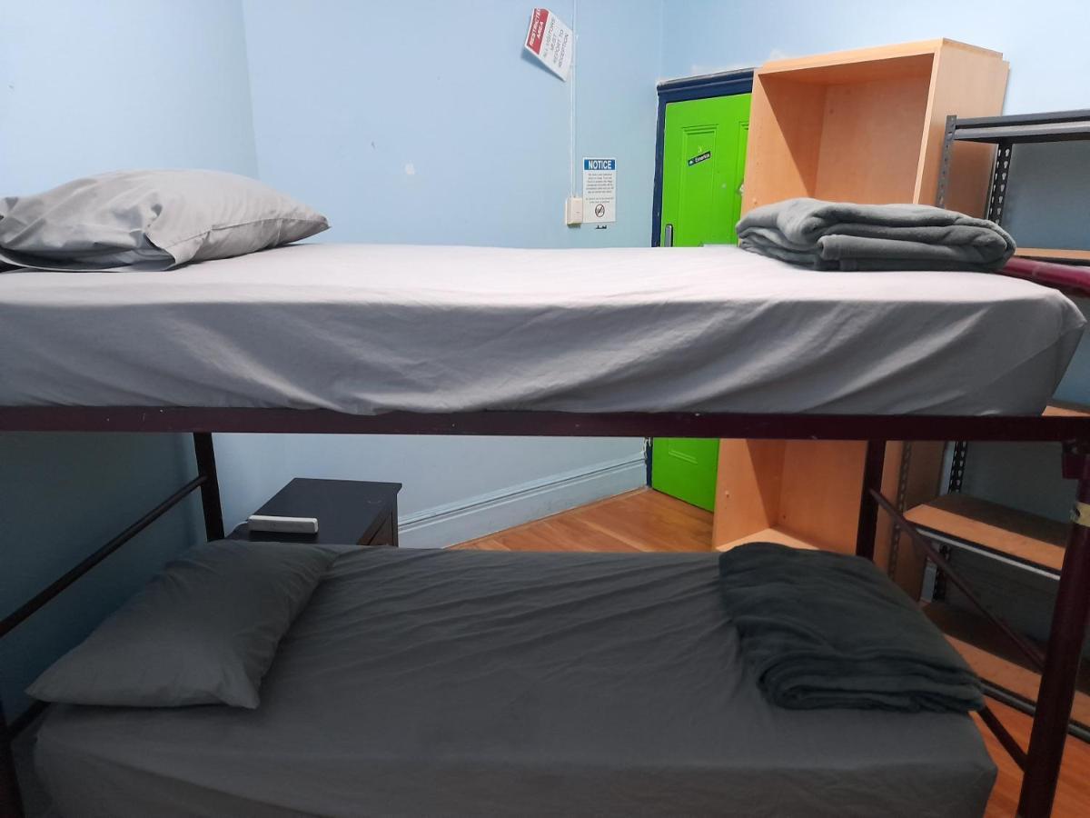 Ozi Backpackers - -valid Passport Required