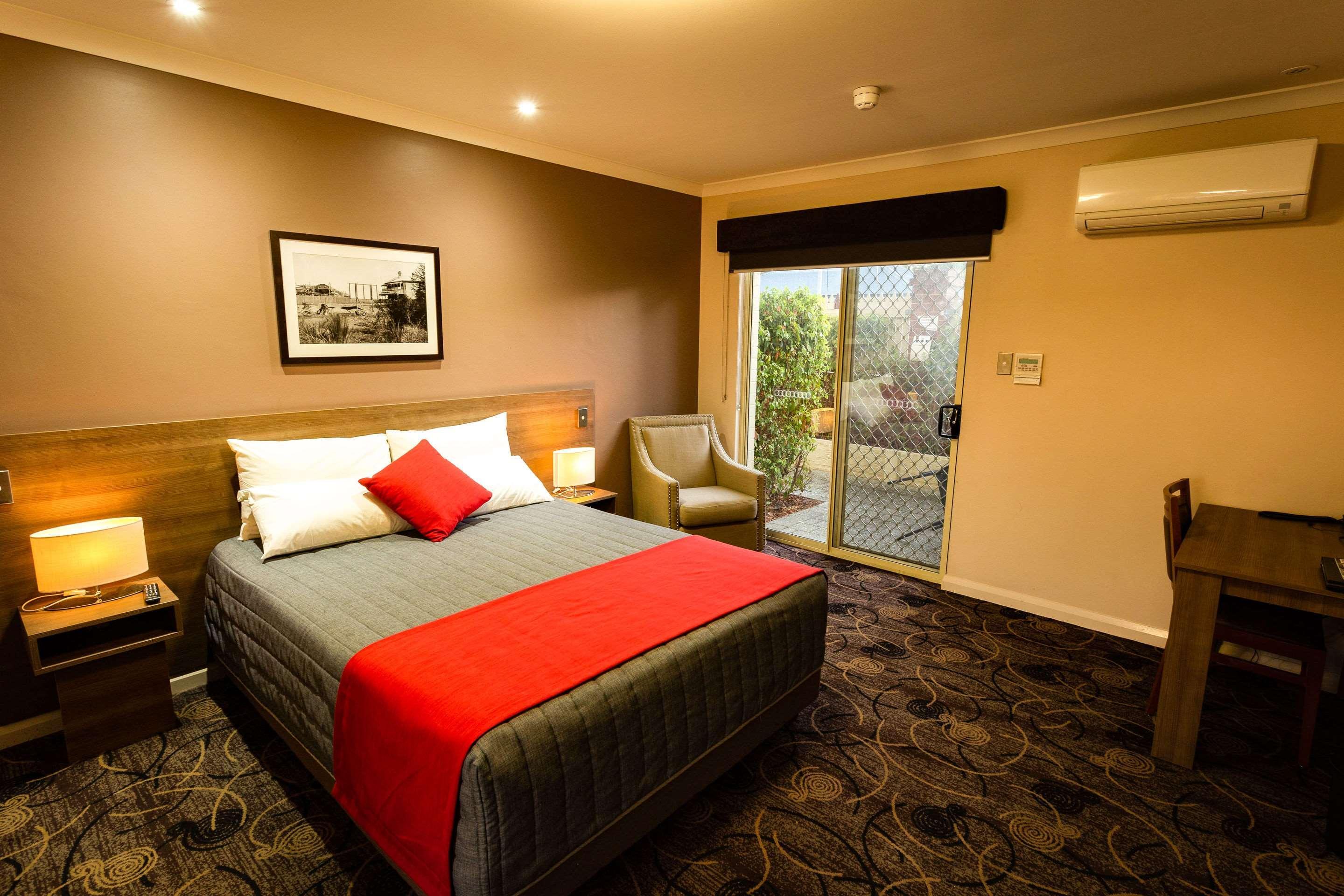 Hotel Quality Bayswater 3*