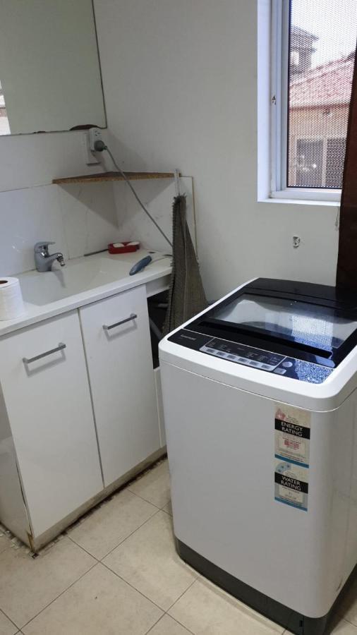 Dianella Budget Happy Place To Guest house *