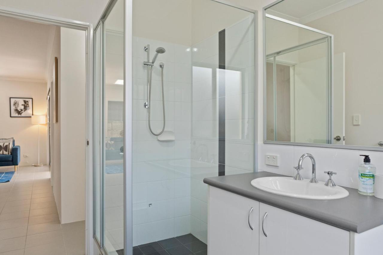 4 Comfy Spacious Family Holiday home *