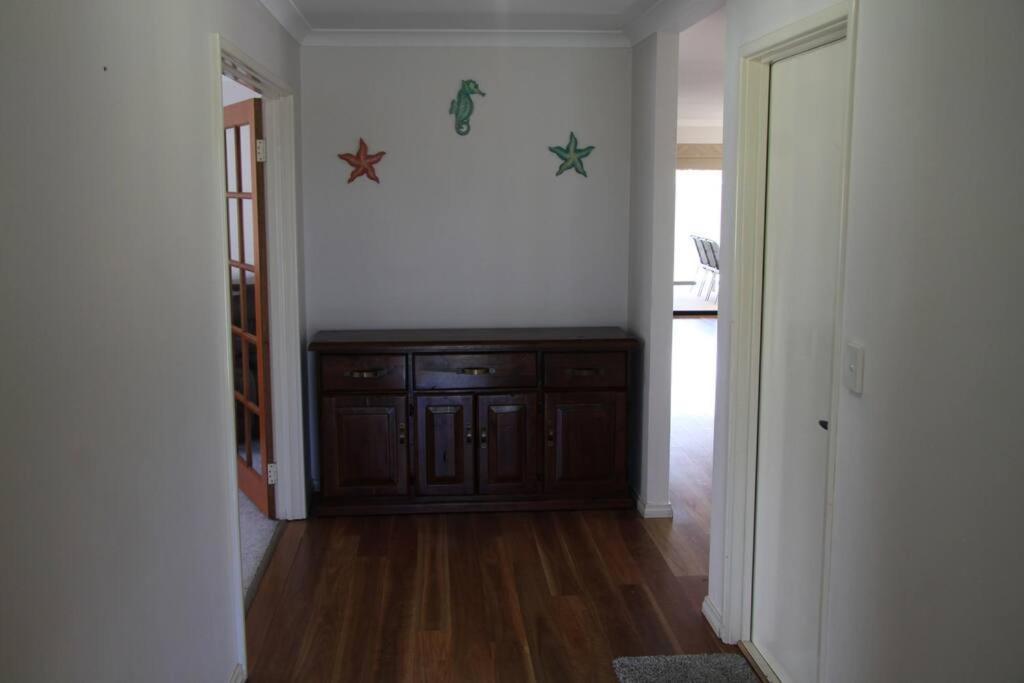 Southern River Family Accommodation. Free Wifi Perth