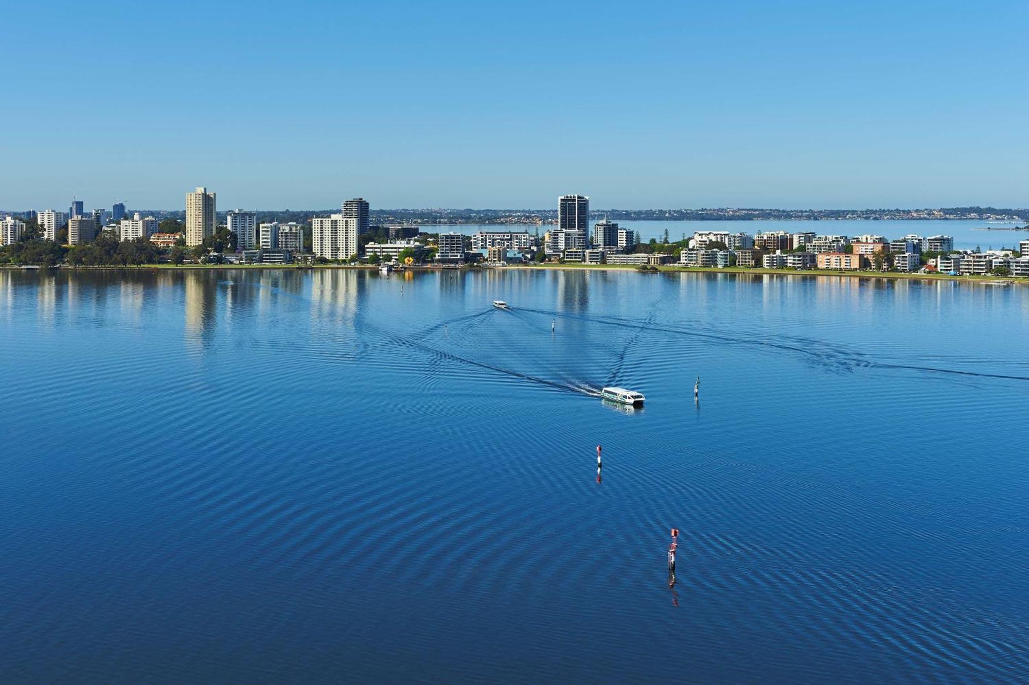 Hotel Doubletree By Hilton Waterfront