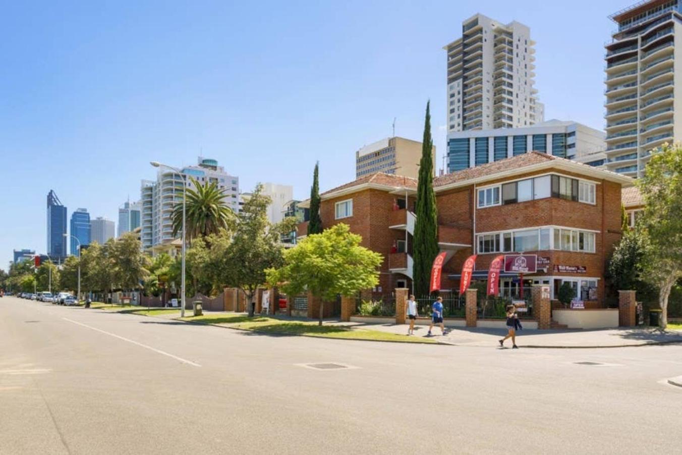 30 Foreshore Fun Swan River 1brparking Perth