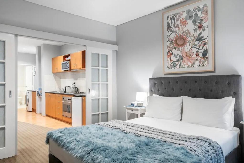 Apartment 708 Enchanting Urbanoasis 1brbalconycbd *