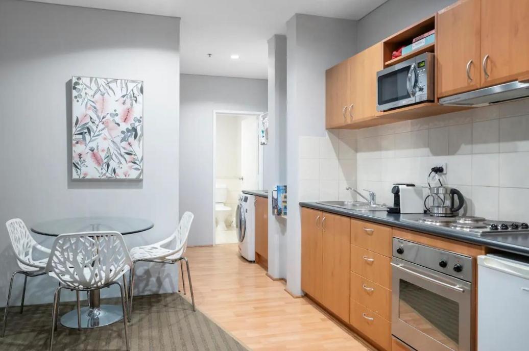 708 Enchanting Urbanoasis 1brbalconycbd * Perth