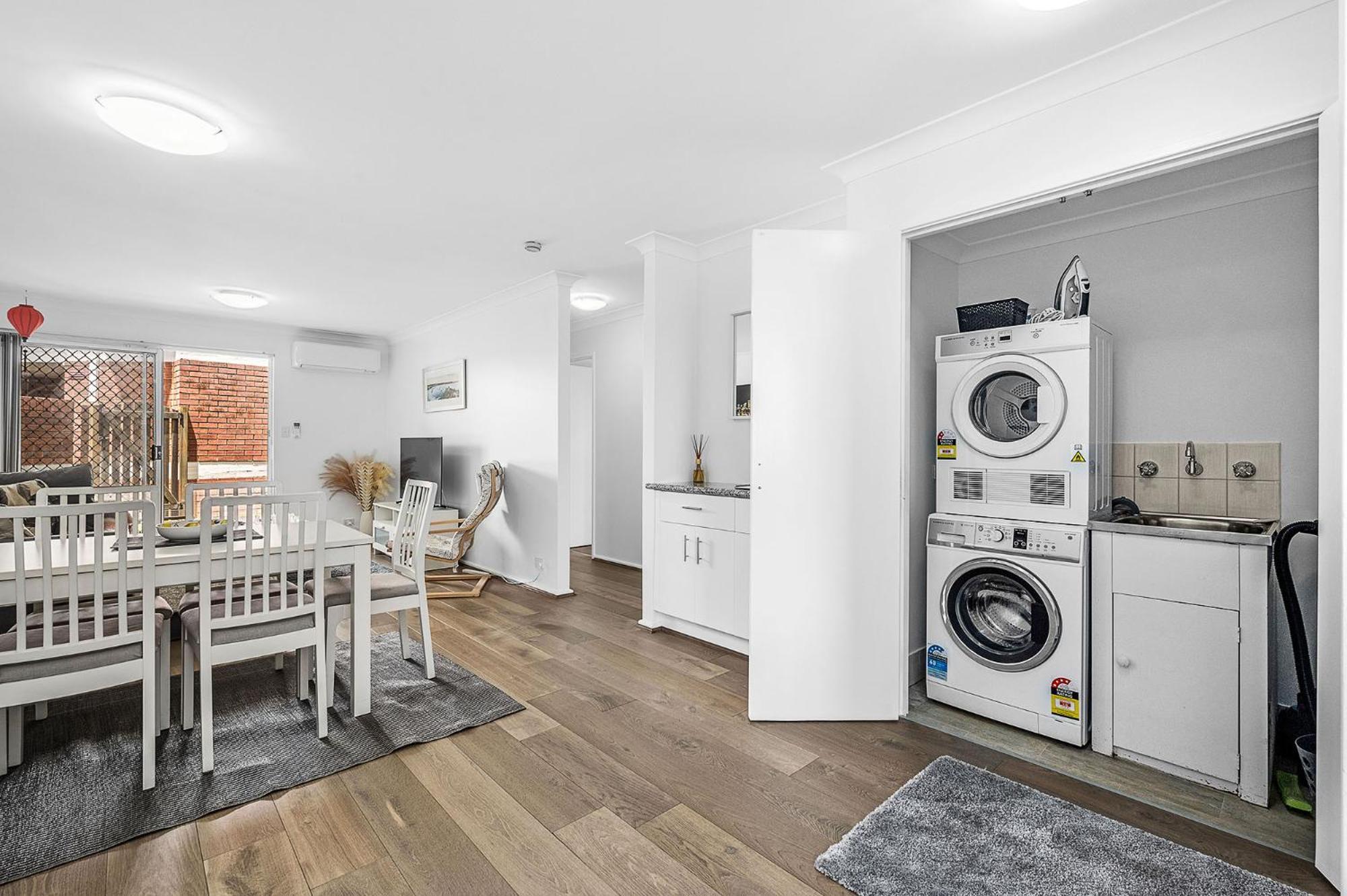 6 Light Bright In South Apartment Perth
