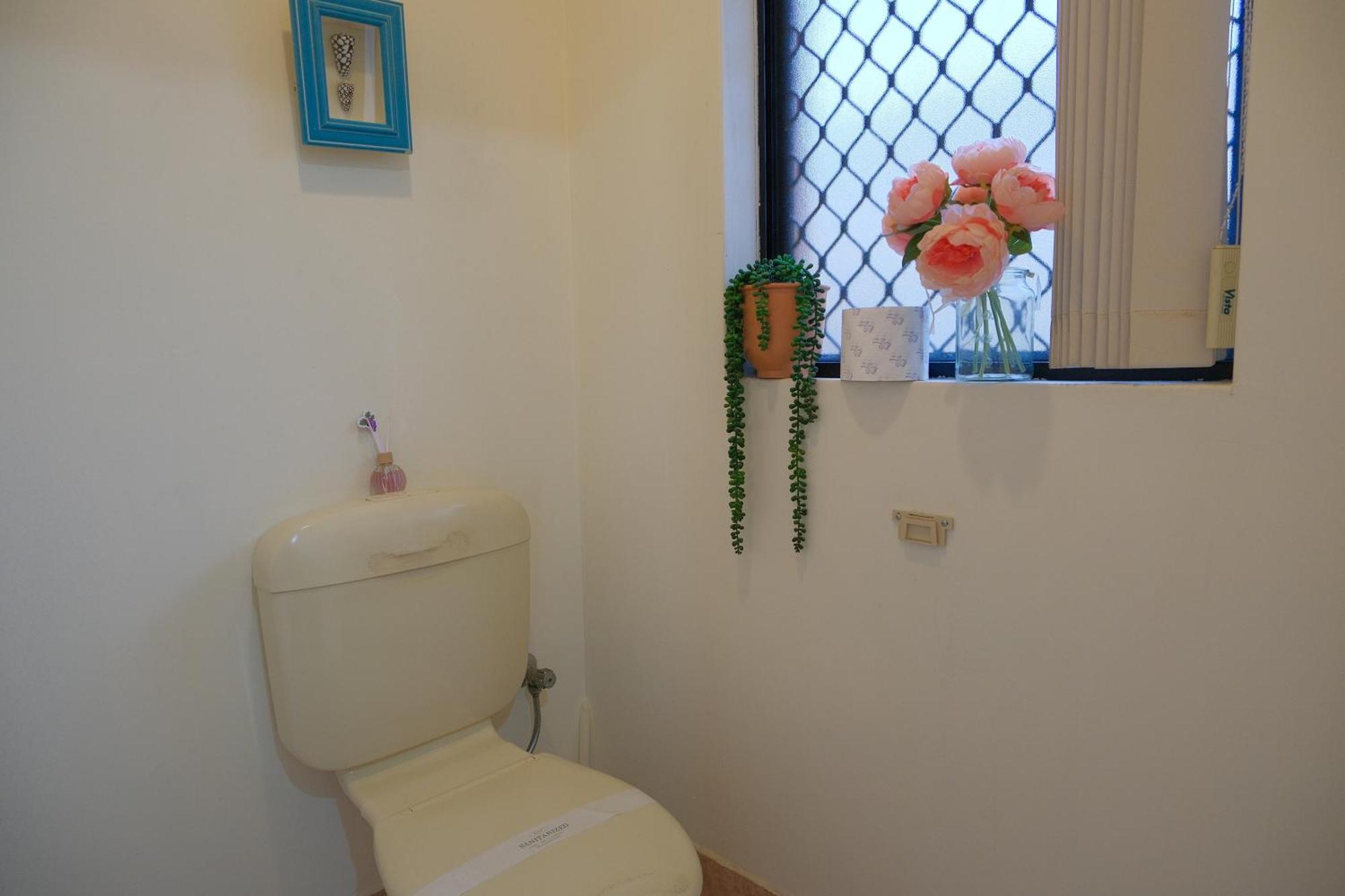 Holiday home Airport 6Br Haven - Quiet Yard & Ac Perth