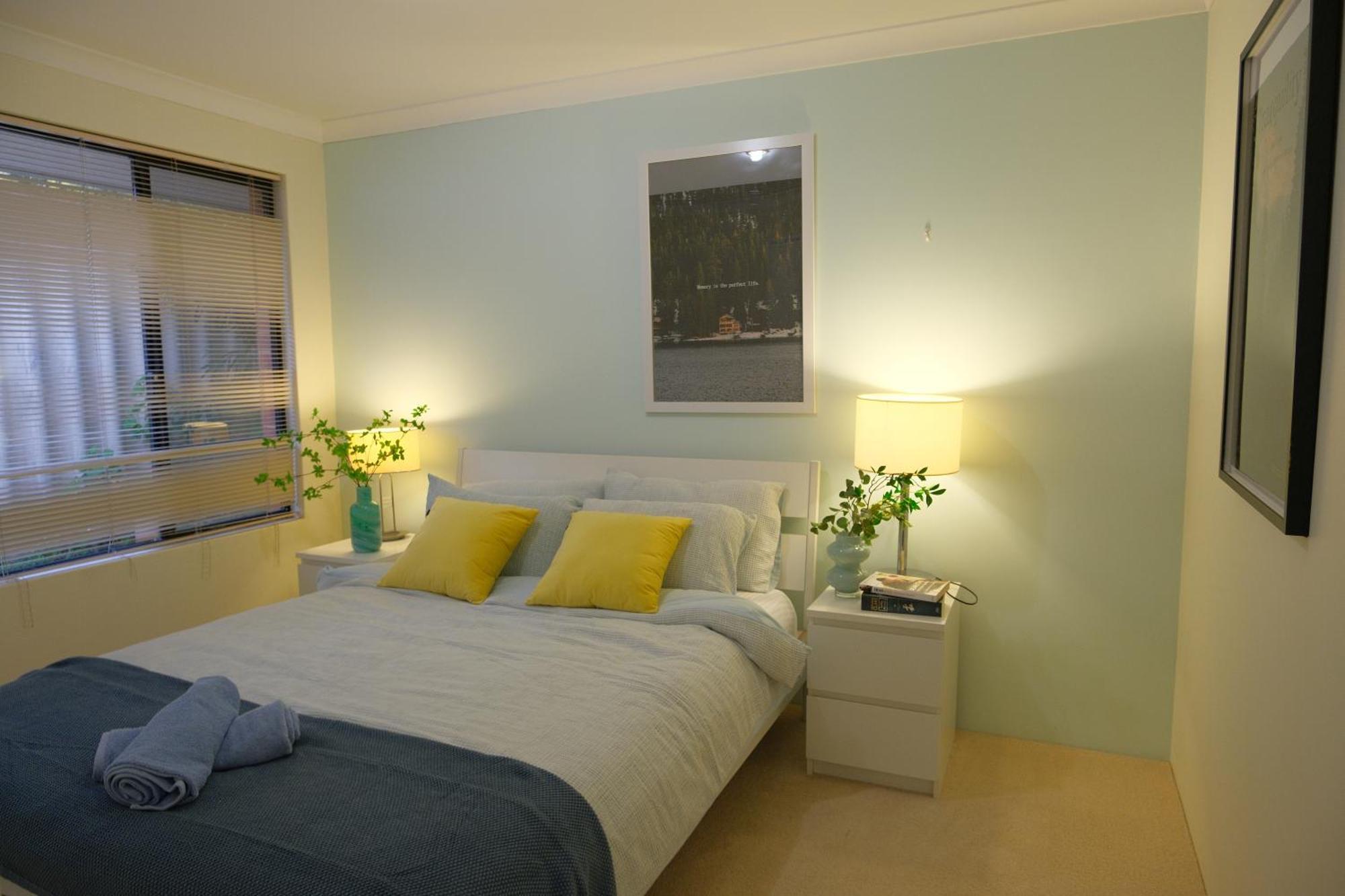 Airport 6Br Haven - Quiet Yard & Ac *