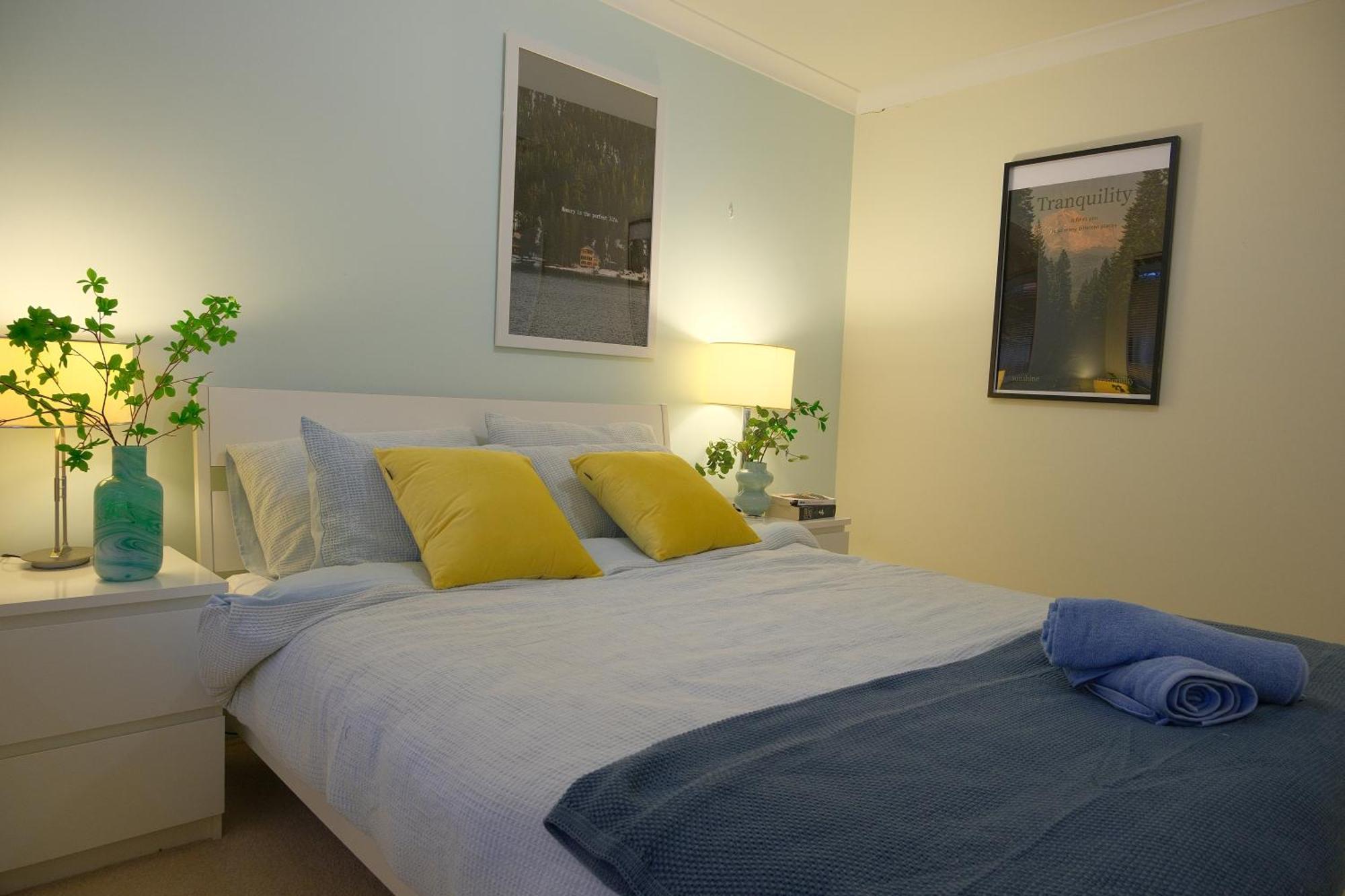 Airport 6Br Haven - Quiet Yard & Ac Perth