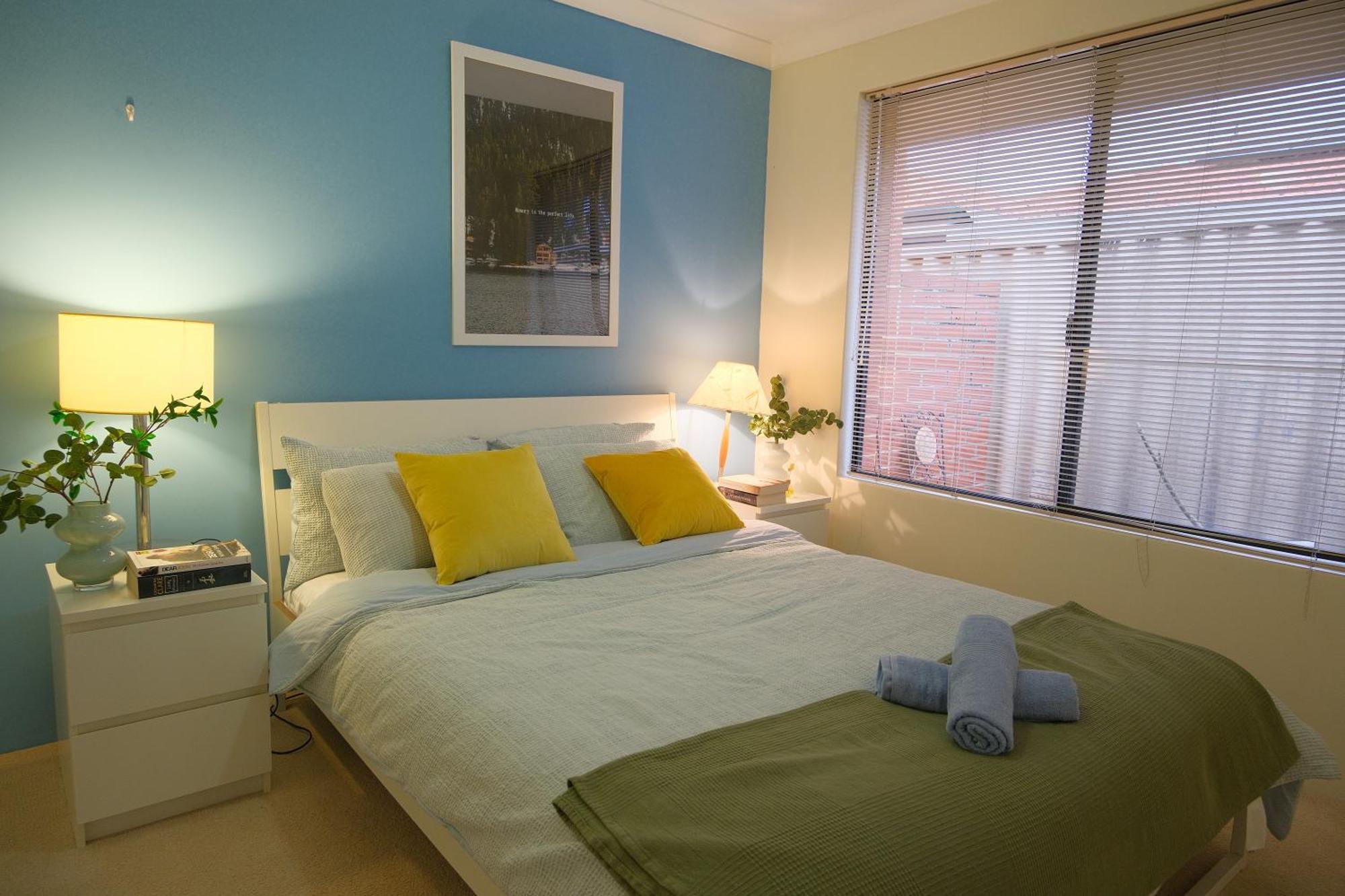 Airport 6Br Haven - Quiet Yard & Ac *